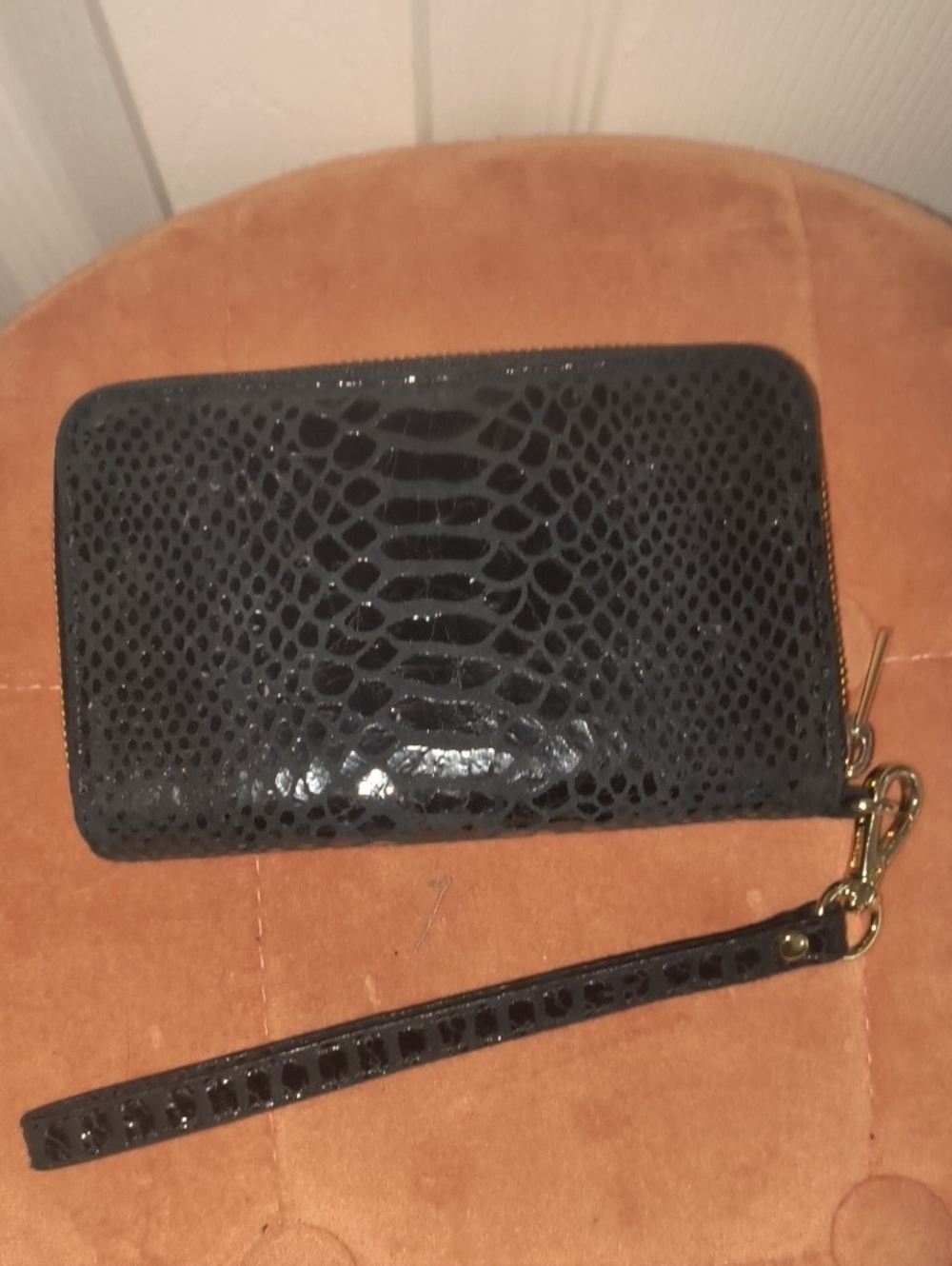 Michael Kors Essential Zip Wallet Black Embossed Python Leather Wristlet - Picture 7 of 10